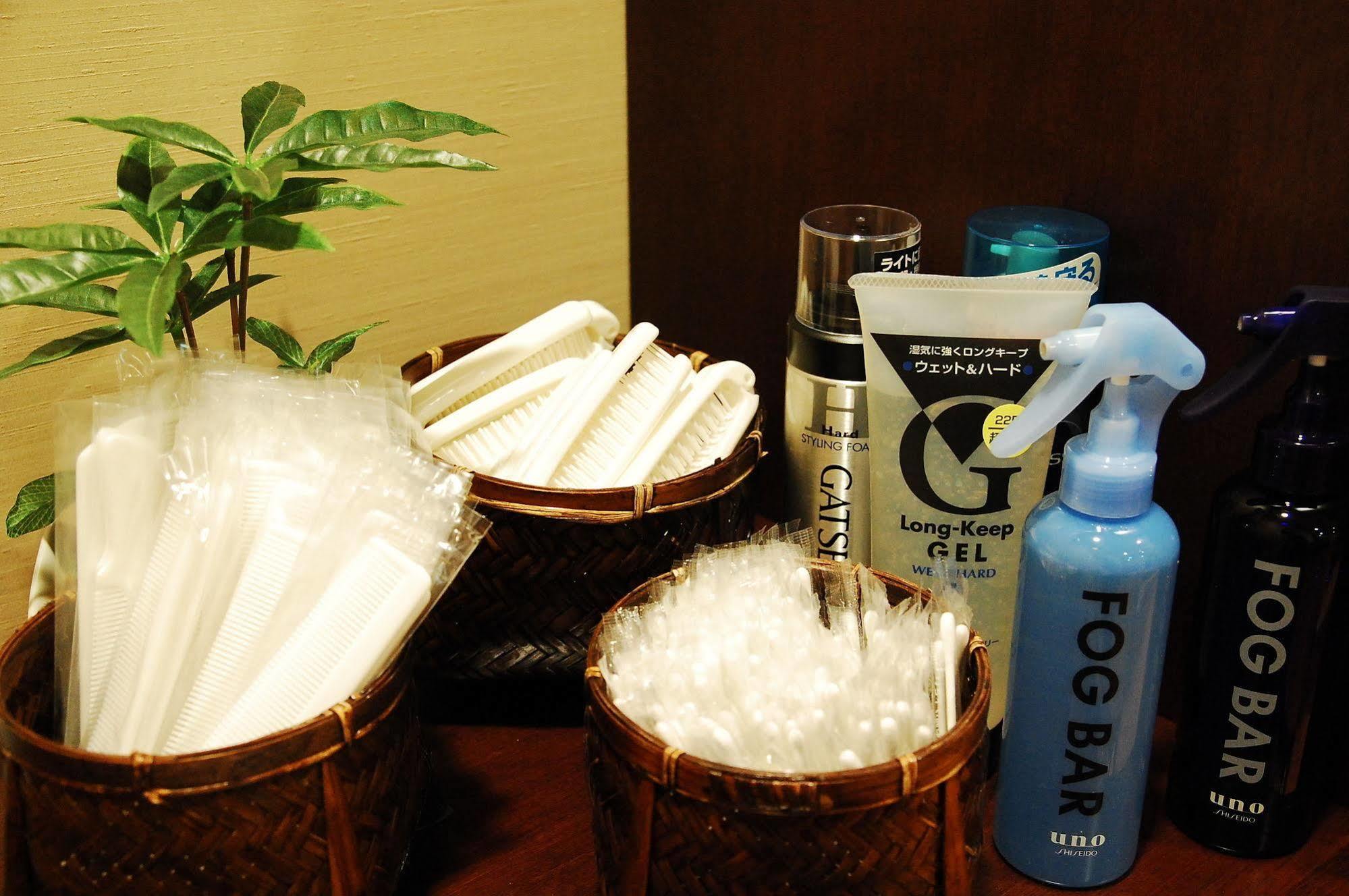 Anshin Oyado Shinbashi Ekimaeten Kapselhotel Präfektur Tokio