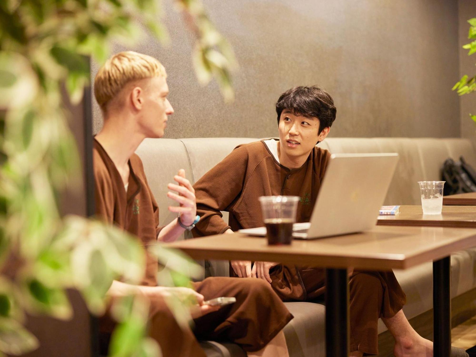 Anshin Oyado Ginza Shimbashi Station - For Men Hôtel capsule *